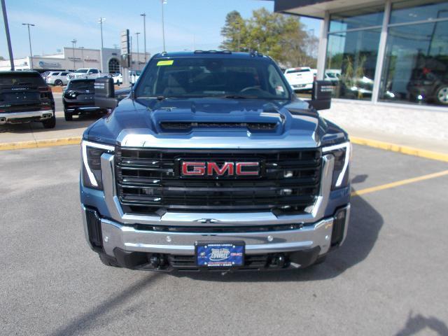 new 2025 GMC Sierra 3500 car, priced at $62,782