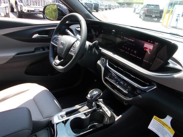 new 2025 Buick Envista car, priced at $31,335