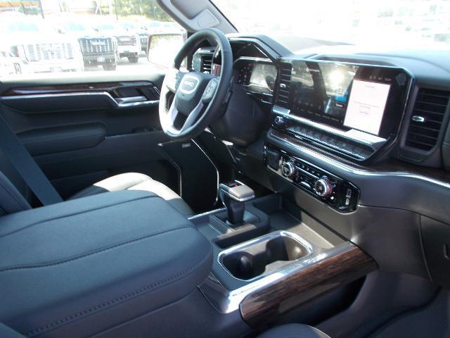 new 2025 GMC Sierra 1500 car, priced at $61,375