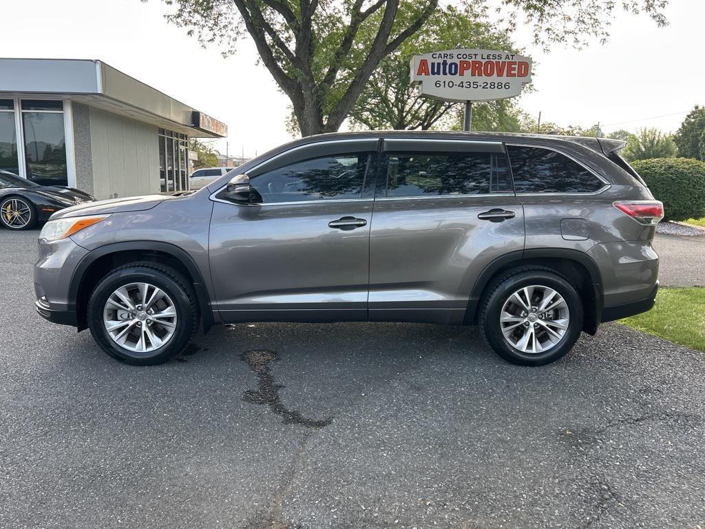 used 2014 Toyota Highlander car, priced at $14,500