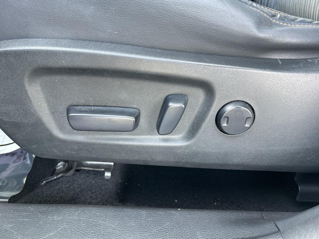 used 2014 Toyota Highlander car, priced at $14,500