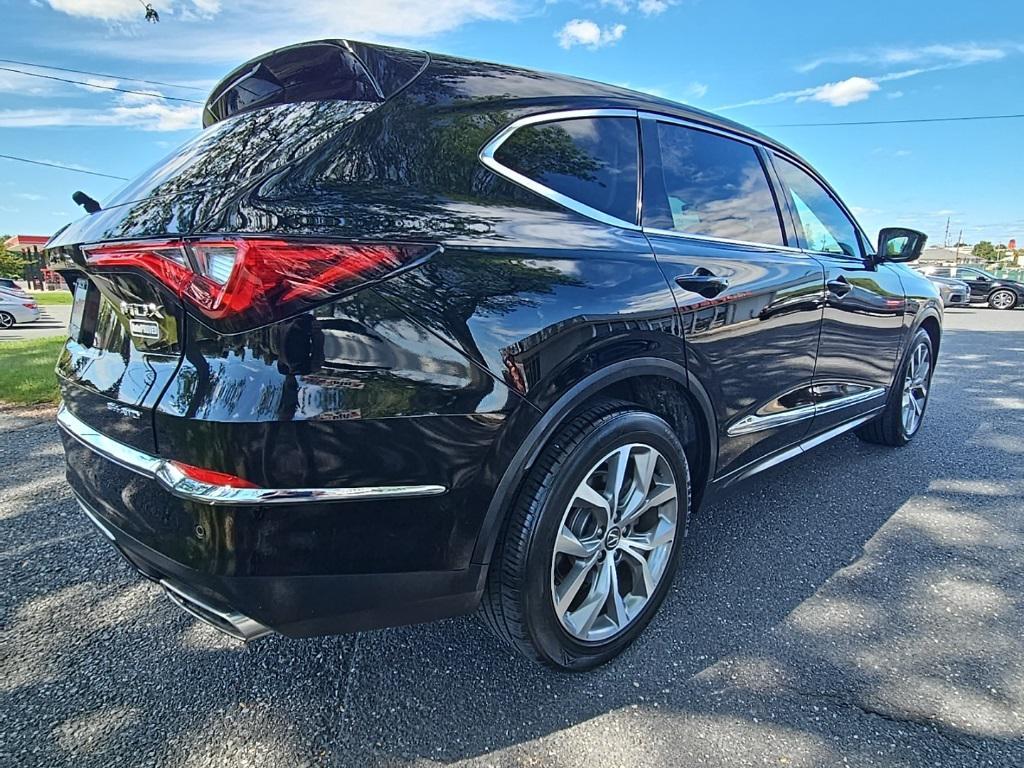 used 2022 Acura MDX car, priced at $33,000