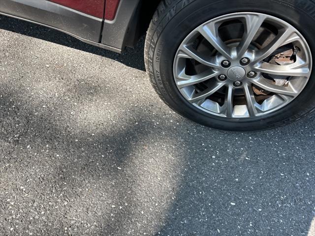 used 2019 Jeep Cherokee car, priced at $15,800