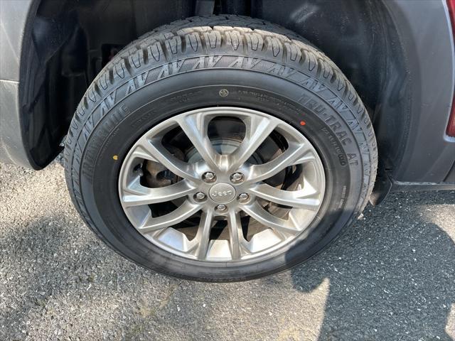 used 2019 Jeep Cherokee car, priced at $15,800