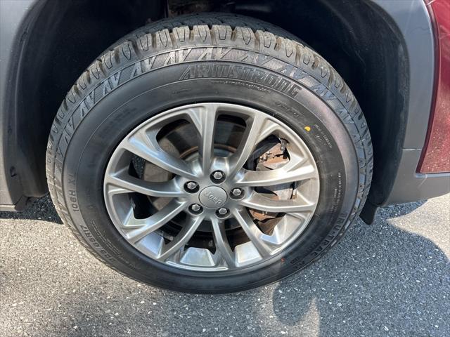 used 2019 Jeep Cherokee car, priced at $15,800