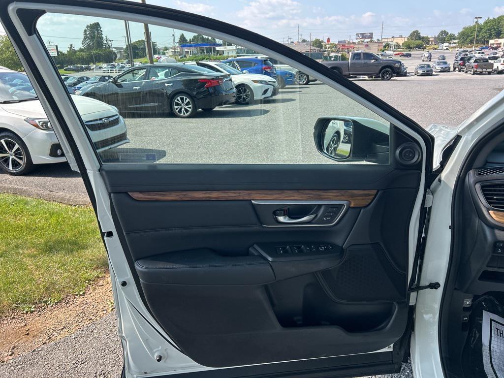 used 2017 Honda CR-V car, priced at $20,600