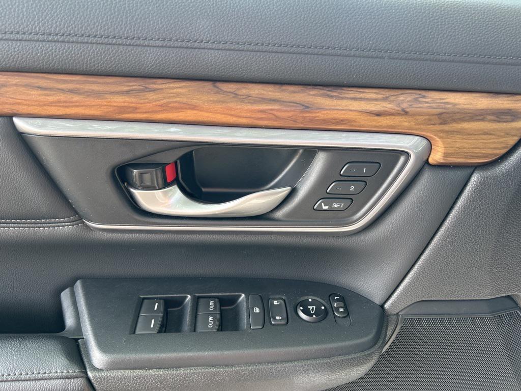 used 2017 Honda CR-V car, priced at $20,600
