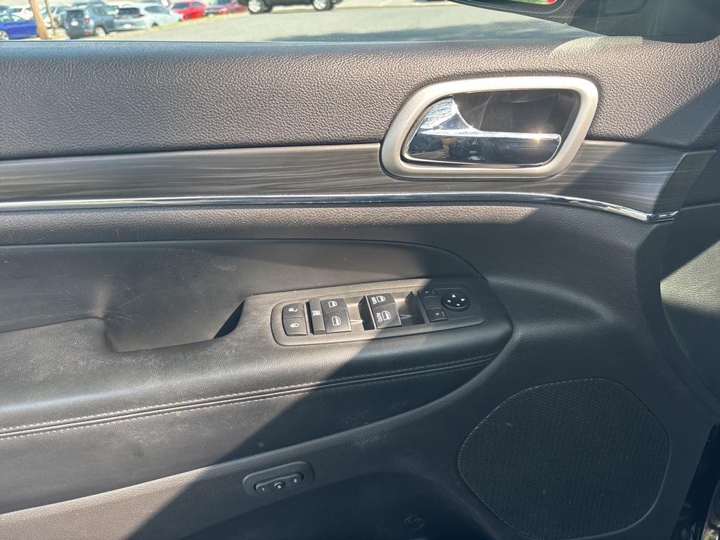 used 2019 Jeep Grand Cherokee car, priced at $19,000