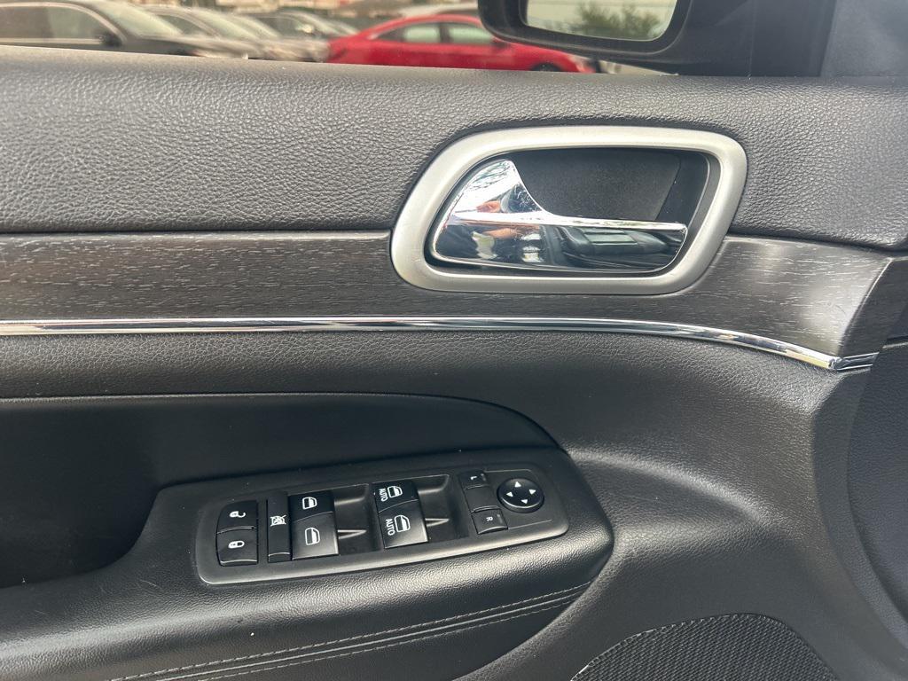 used 2018 Jeep Grand Cherokee car, priced at $14,600