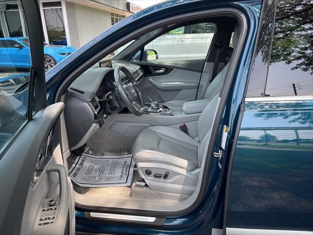 used 2019 Audi Q7 car, priced at $24,200
