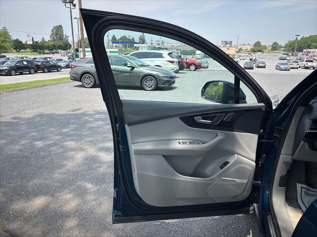 used 2019 Audi Q7 car, priced at $24,200