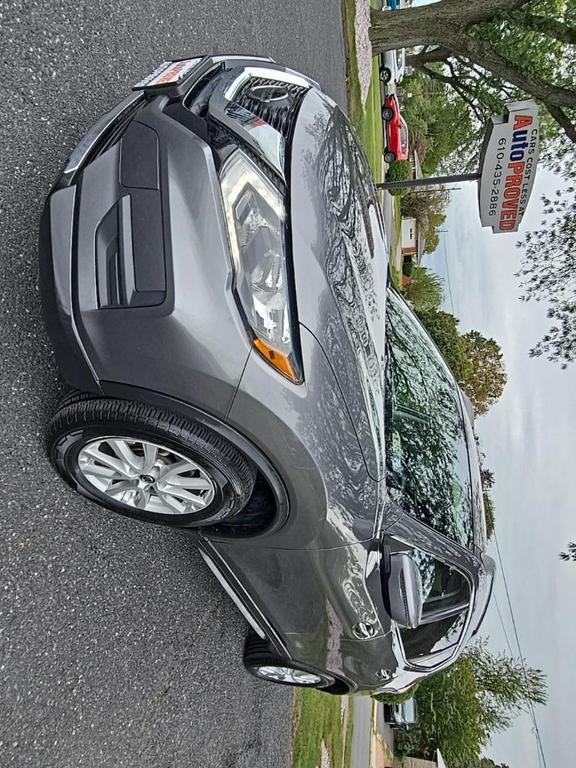 used 2019 Nissan Rogue car, priced at $18,400