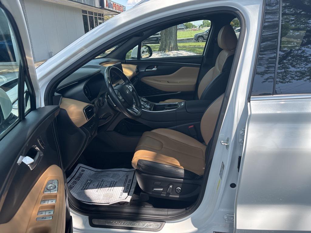 used 2022 Hyundai Santa Fe car, priced at $25,600