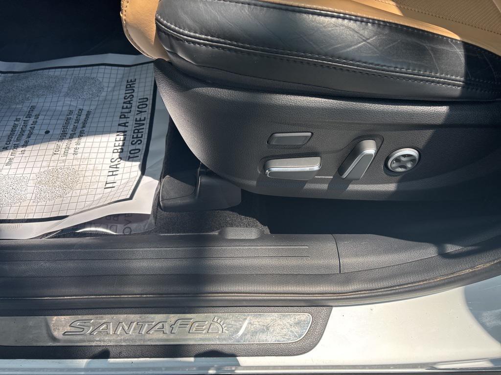 used 2022 Hyundai Santa Fe car, priced at $25,600