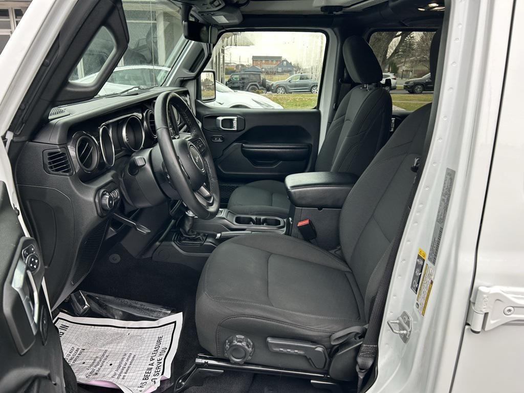 used 2021 Jeep Wrangler Unlimited car, priced at $25,000