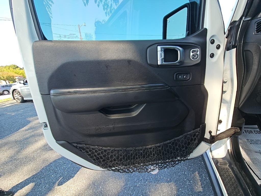 used 2020 Jeep Wrangler Unlimited car, priced at $31,200