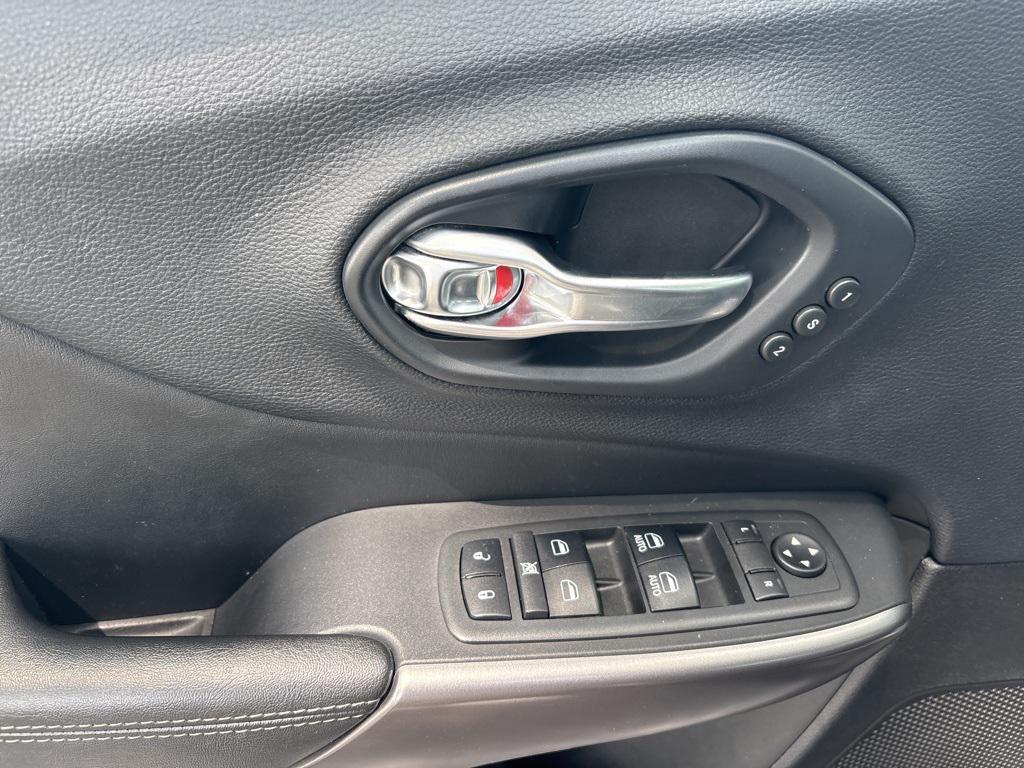 used 2019 Jeep Cherokee car, priced at $17,000