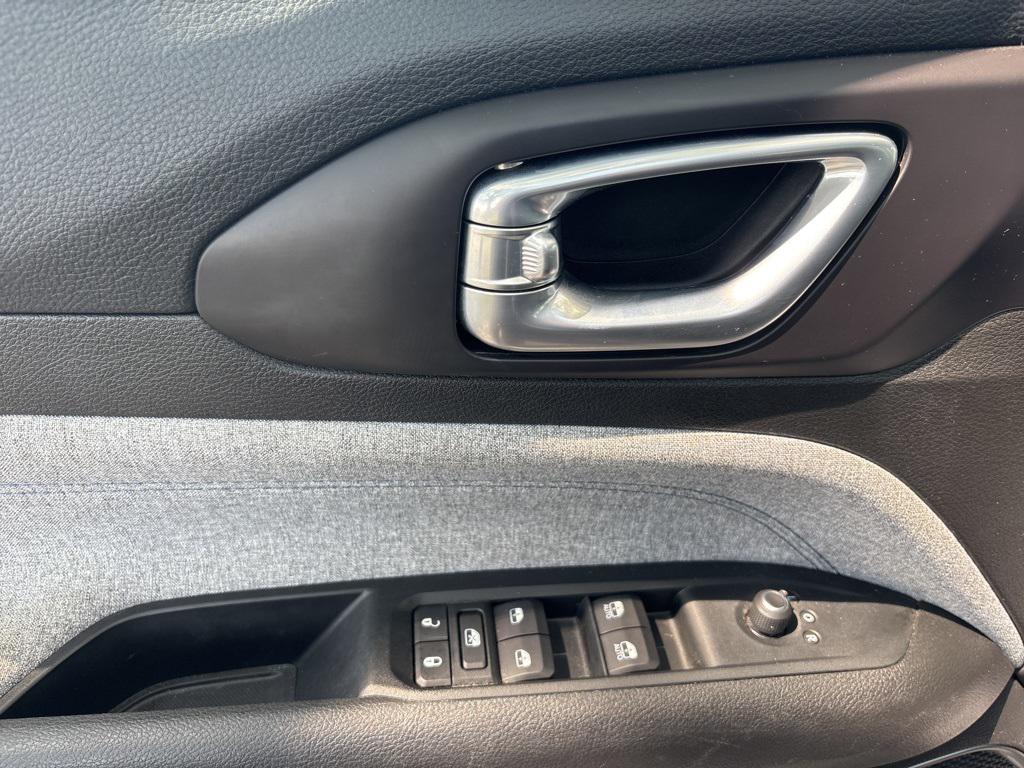 used 2022 Jeep Compass car, priced at $20,000