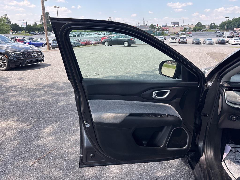 used 2022 Jeep Compass car, priced at $20,000
