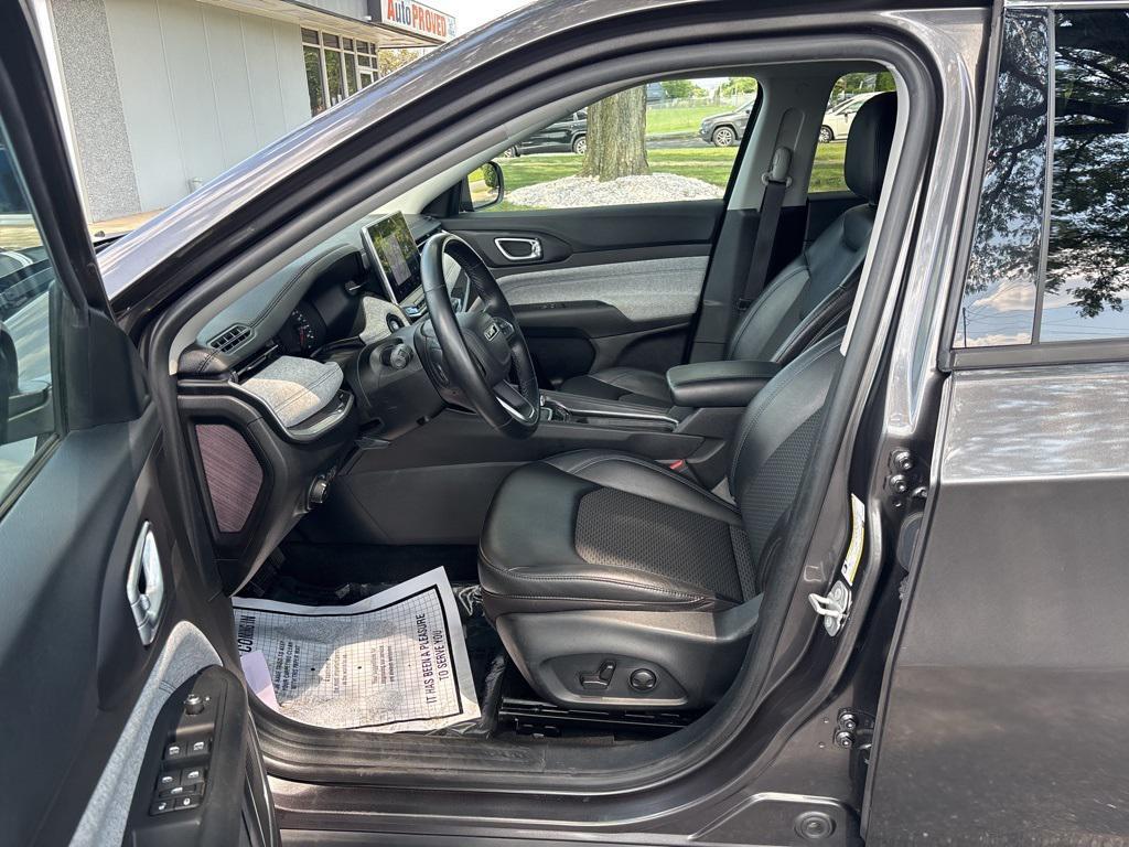 used 2022 Jeep Compass car, priced at $20,000