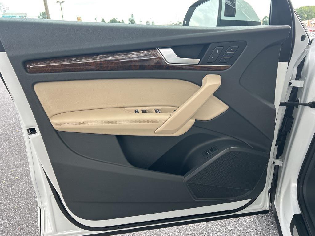 used 2020 Audi Q5 car, priced at $19,400