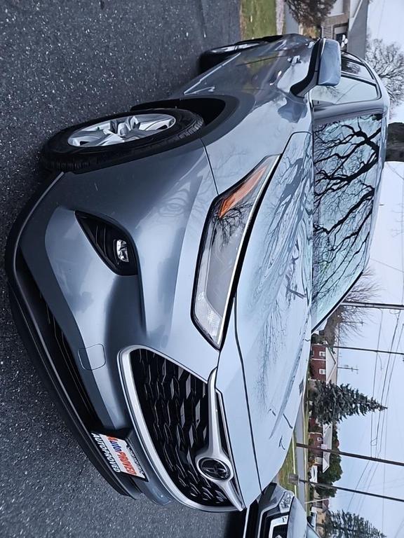 used 2022 Toyota Highlander car, priced at $32,500