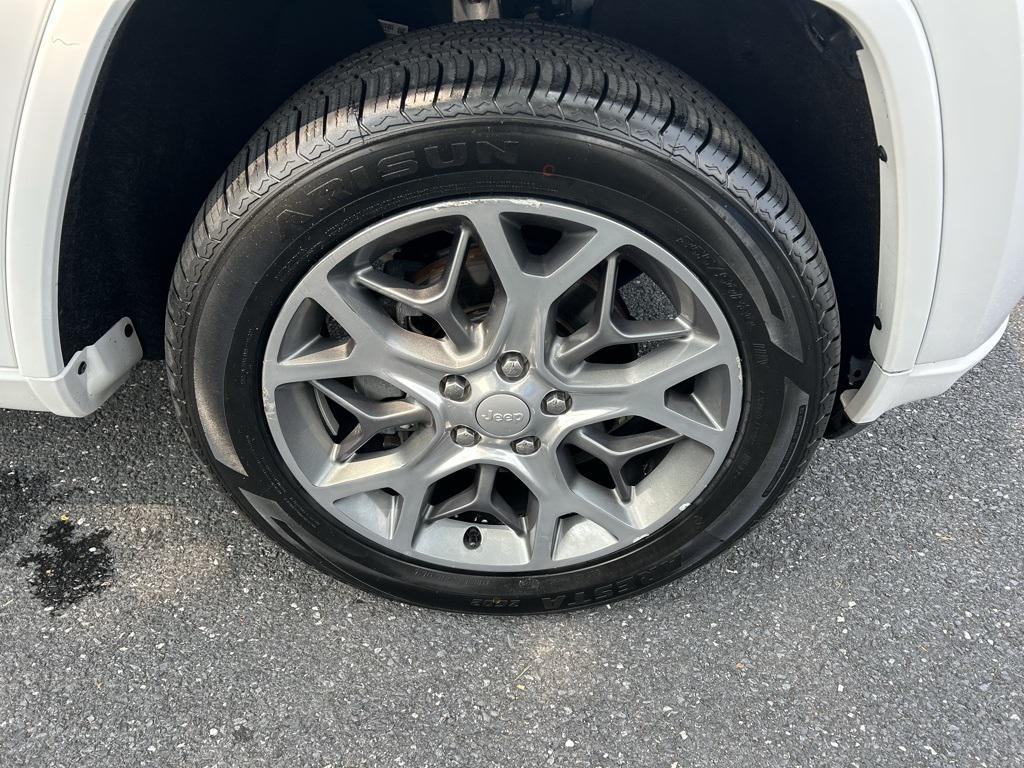 used 2019 Jeep Grand Cherokee car, priced at $23,700