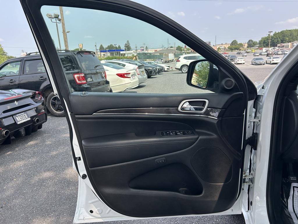 used 2019 Jeep Grand Cherokee car, priced at $23,700