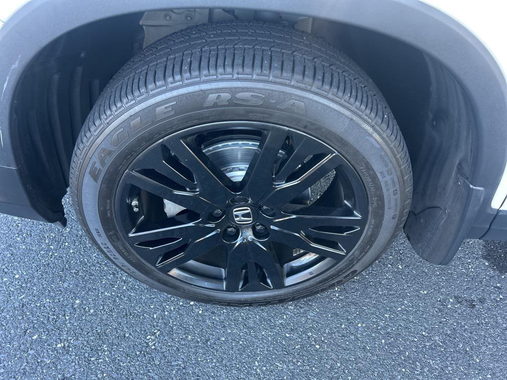 used 2022 Honda Pilot car, priced at $29,000