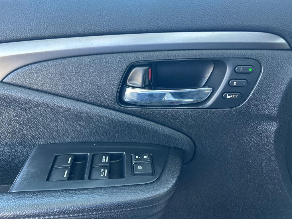 used 2022 Honda Pilot car, priced at $29,000