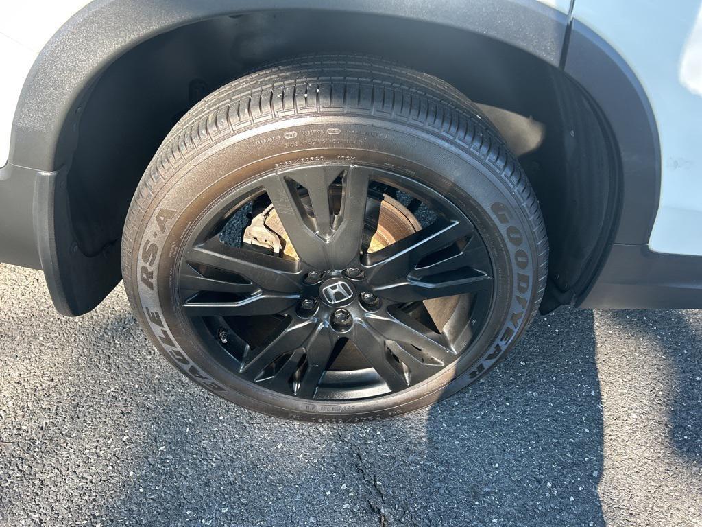 used 2022 Honda Pilot car, priced at $29,000