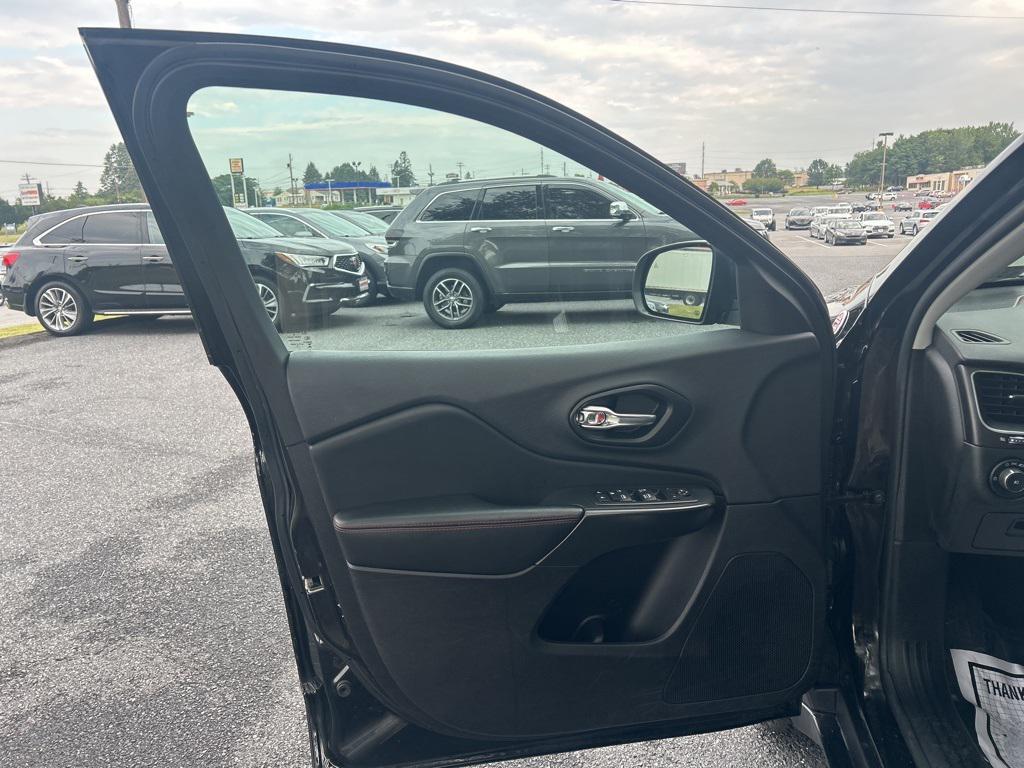 used 2022 Jeep Cherokee car, priced at $20,400