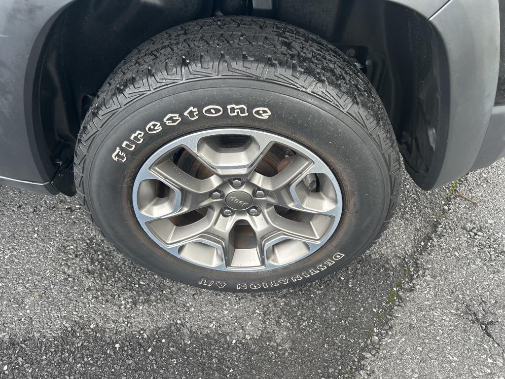 used 2022 Jeep Cherokee car, priced at $20,400
