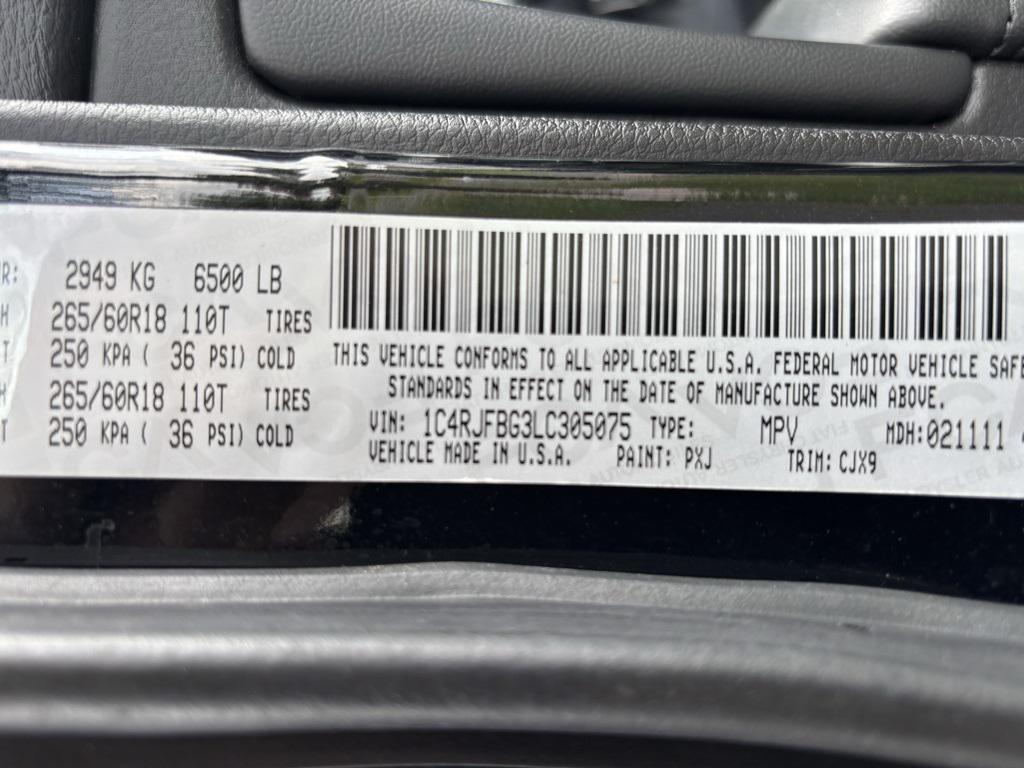 used 2020 Jeep Grand Cherokee car, priced at $24,600