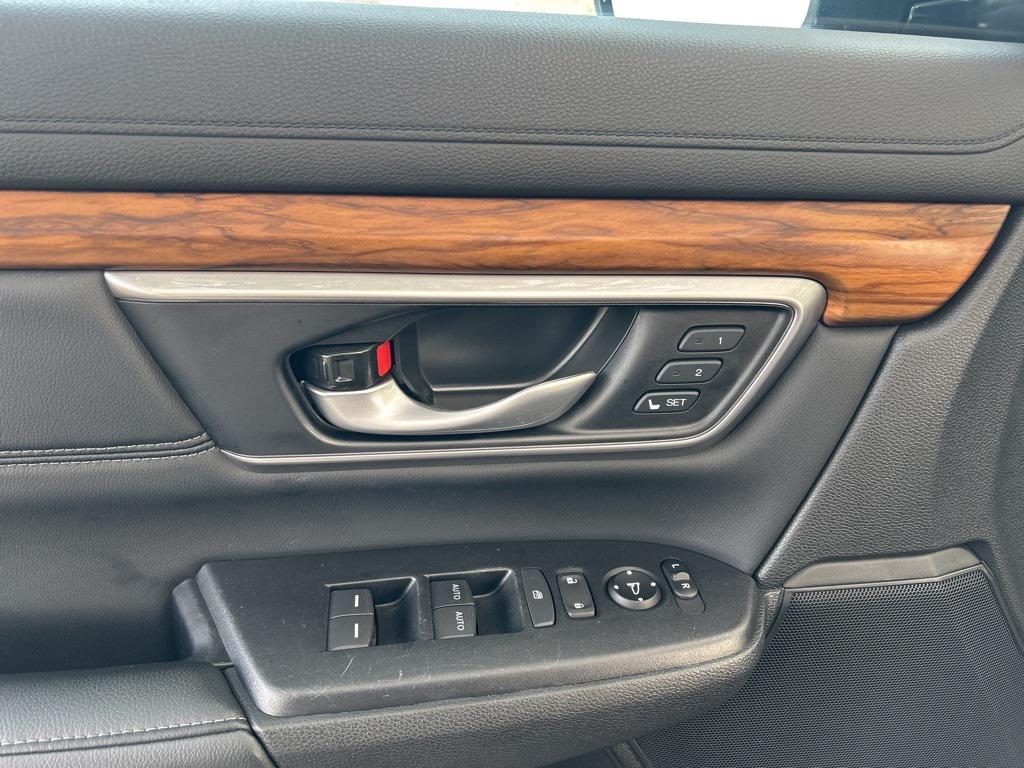 used 2021 Honda CR-V car, priced at $23,800