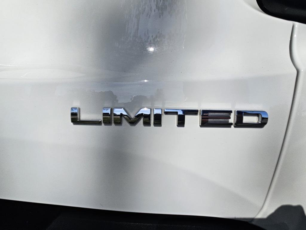 used 2021 Jeep Renegade car, priced at $20,400