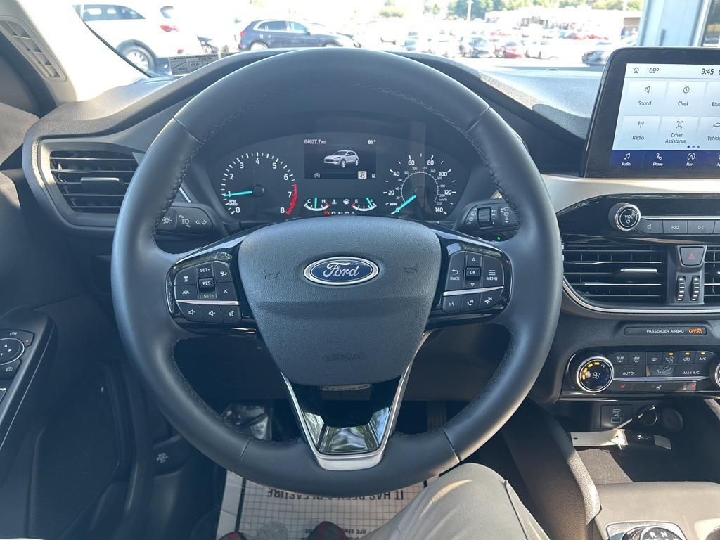 used 2022 Ford Escape car, priced at $17,400