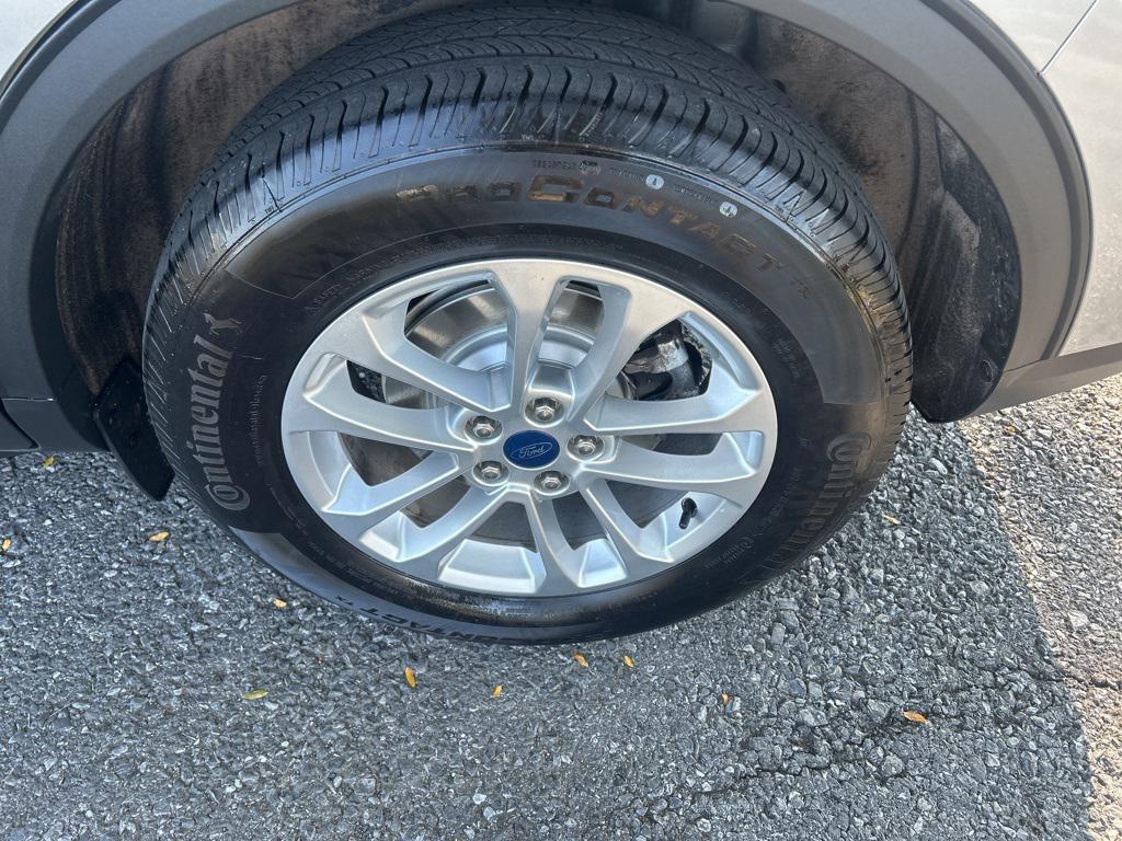 used 2022 Ford Escape car, priced at $17,400