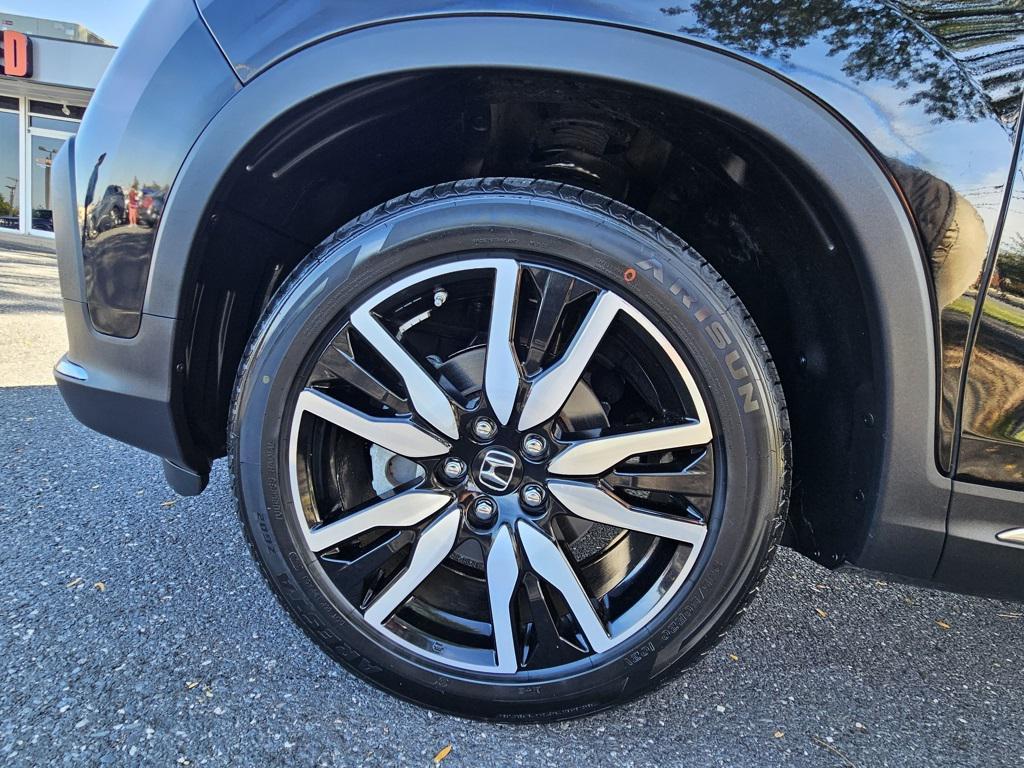used 2021 Honda Pilot car, priced at $33,200
