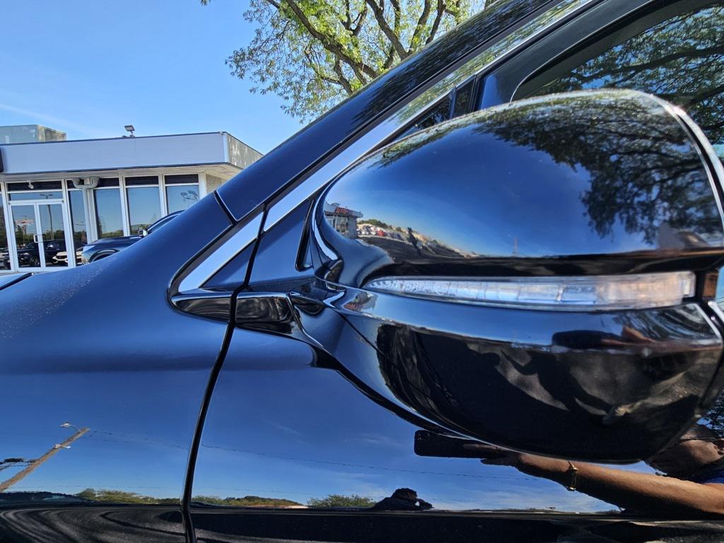 used 2021 Honda Pilot car, priced at $33,200