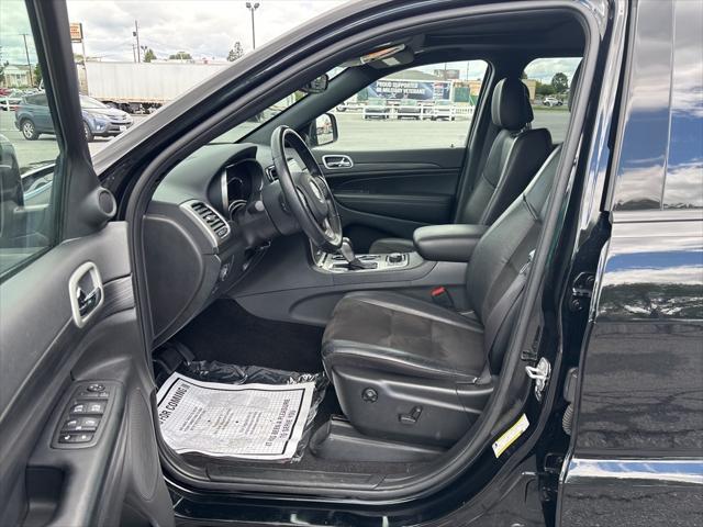 used 2022 Jeep Grand Cherokee car, priced at $27,600