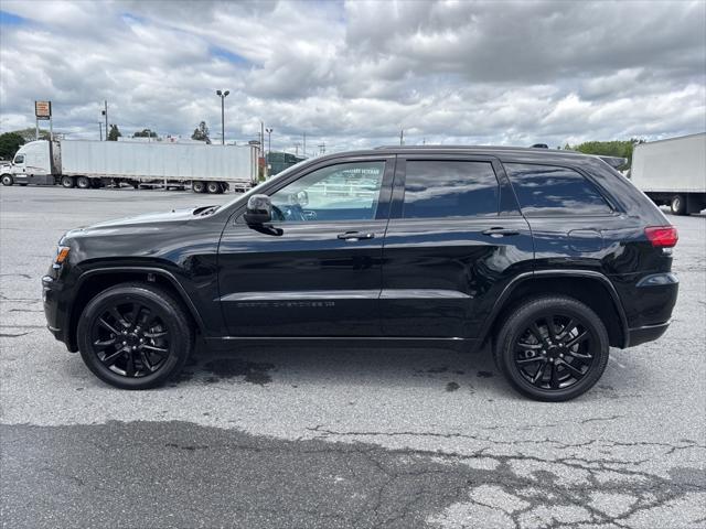 used 2022 Jeep Grand Cherokee car, priced at $27,600