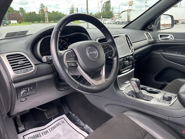 used 2022 Jeep Grand Cherokee car, priced at $27,600