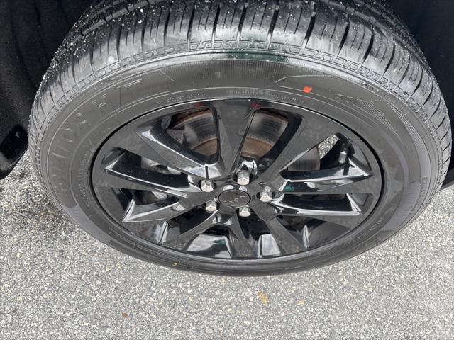 used 2022 Jeep Grand Cherokee car, priced at $27,600