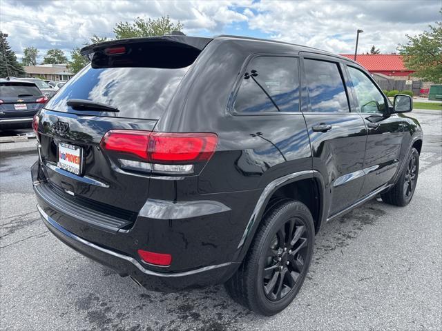 used 2022 Jeep Grand Cherokee car, priced at $27,600