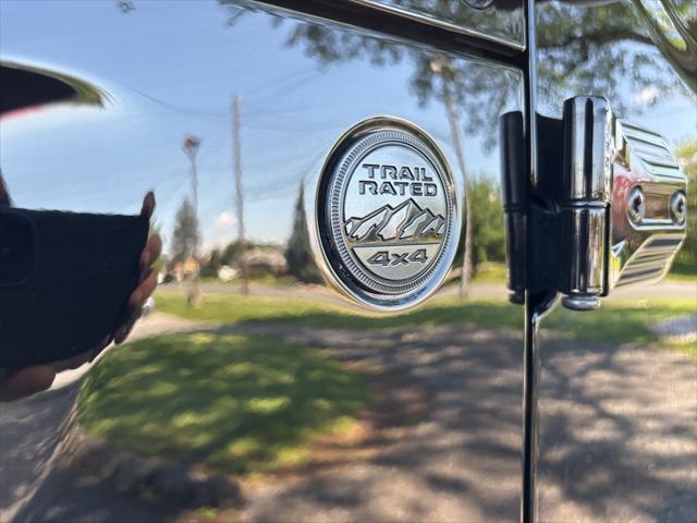 used 2022 Jeep Gladiator car, priced at $28,800