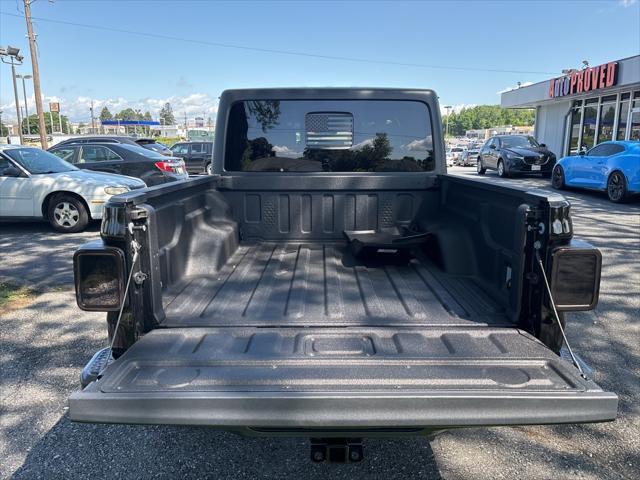used 2022 Jeep Gladiator car, priced at $28,800