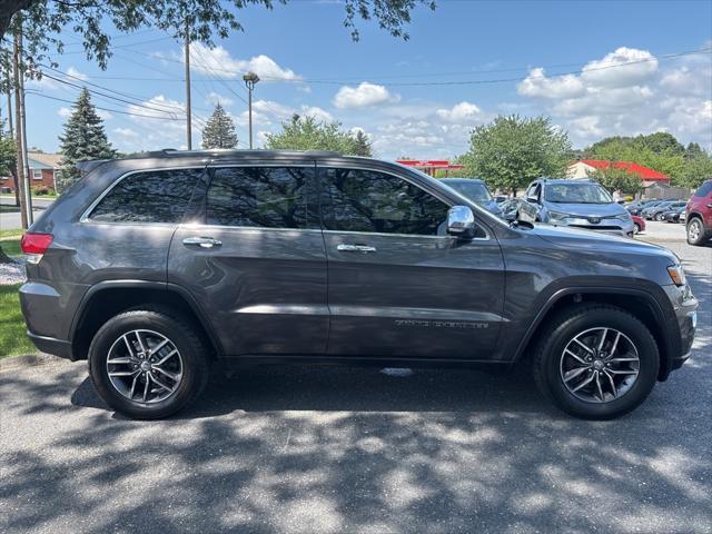 used 2018 Jeep Grand Cherokee car, priced at $17,000