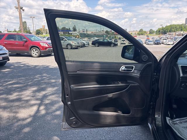 used 2018 Jeep Grand Cherokee car, priced at $17,000