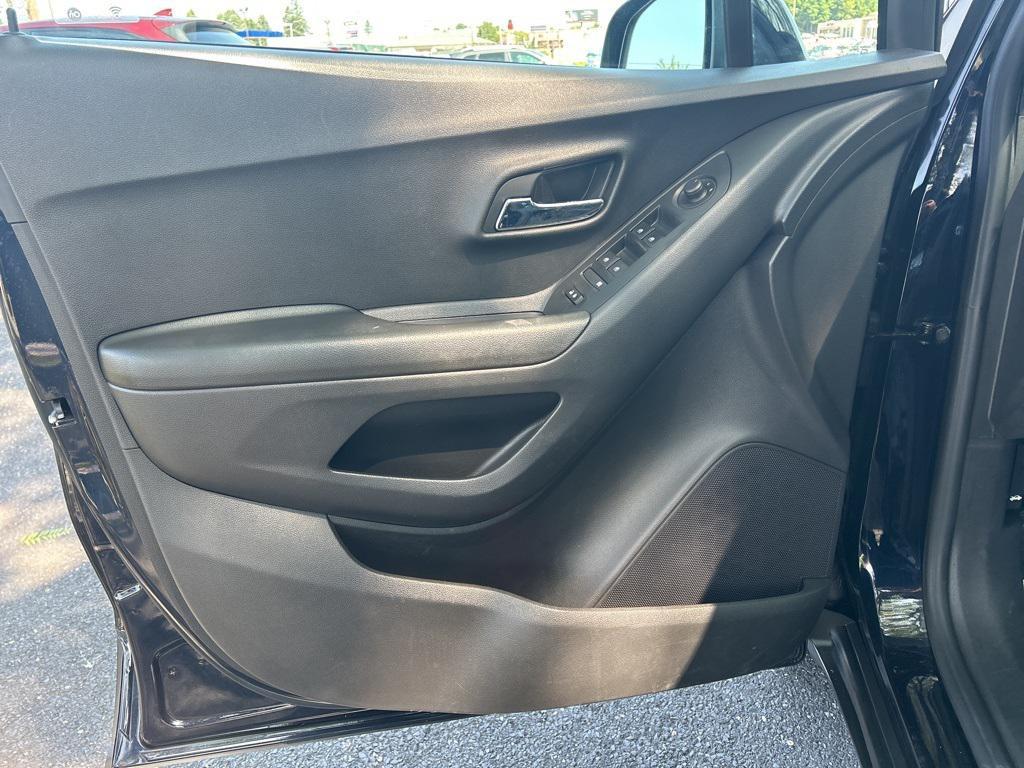 used 2021 Chevrolet Trax car, priced at $15,600